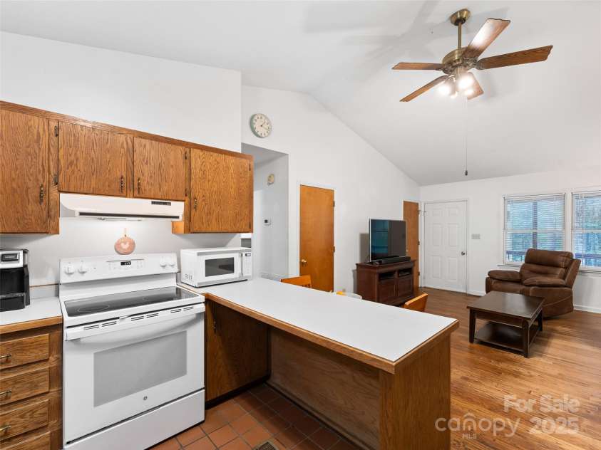 186 Sloshy Branch Trail, Black Mountain, NC 28711.  MLS# CAR4275666, YatesRealty ID 74. 