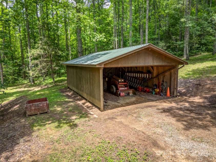 186 Sloshy Branch Trail, Black Mountain, NC 28711.  MLS# CAR4275666, YatesRealty ID 74. 