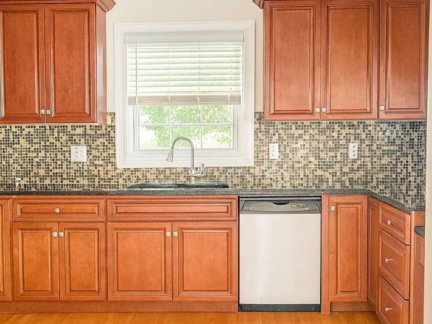 827 Drummond Avenue, Charlotte, NC 28205.  MLS# CAR4312794, YatesRealty ID 740. 