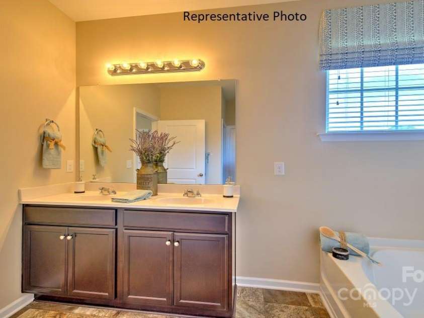 127 Falling Up Lane, Salisbury, NC 28147.  MLS# CAR4238714, YatesRealty ID 7400. 