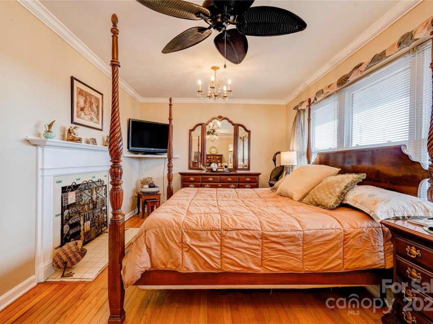 107 Destiny Lane, Shelby, NC 28150.  MLS# CAR4234069, YatesRealty ID 7401. Primary Bedroom
