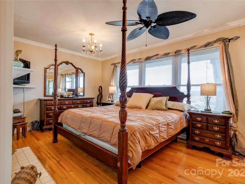 107 Destiny Lane, Shelby, NC 28150.  MLS# CAR4234069, YatesRealty ID 7401. Primary Bedroom