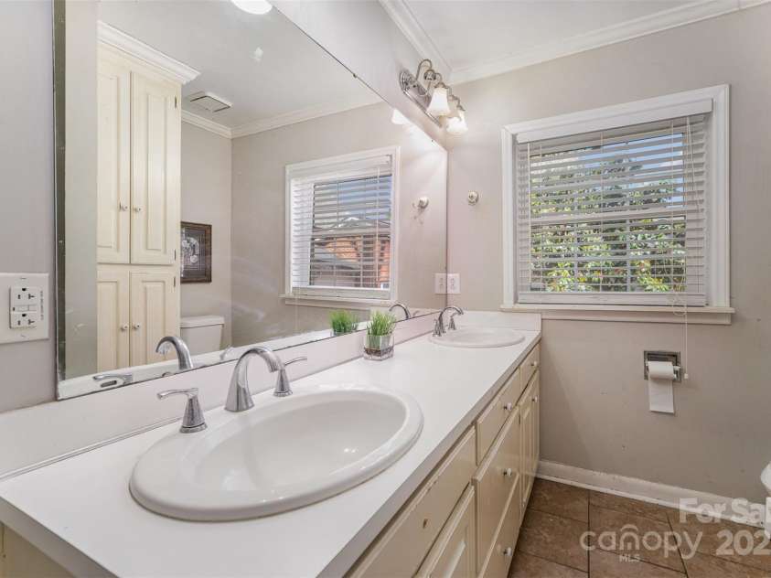 116 Westover Drive, Monroe, NC 28112.  MLS# CAR4235309, YatesRealty ID 7401. 