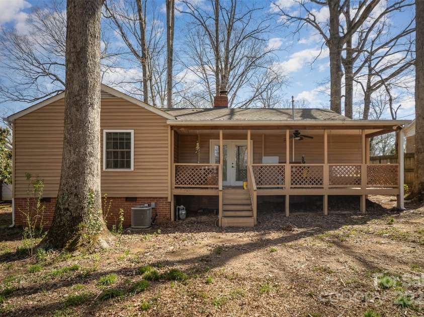 116 Westover Drive, Monroe, NC 28112.  MLS# CAR4235309, YatesRealty ID 7401. 