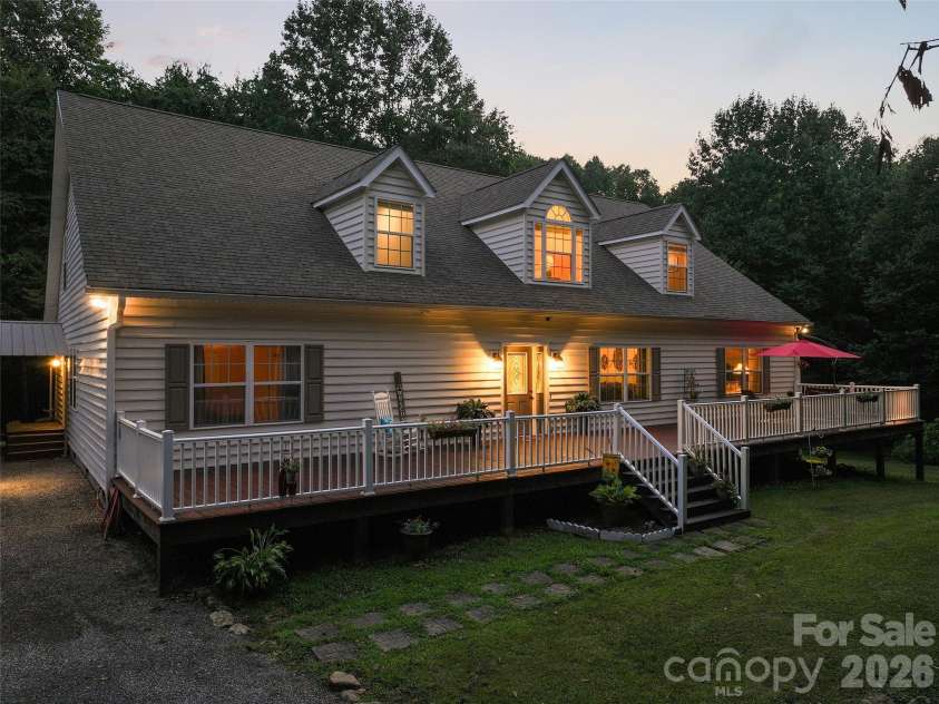 165 Sequoyah Drive, Waynesville, NC 28785.  MLS# CAR4396850, YatesRealty ID 7402. 