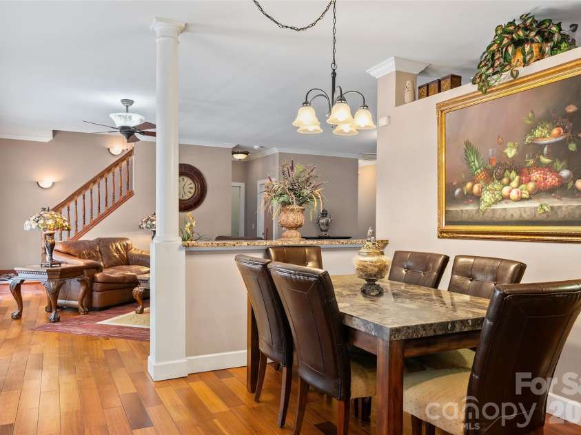 165 Sequoyah Drive, Waynesville, NC 28785.  MLS# CAR4396850, YatesRealty ID 7402. Lots of light