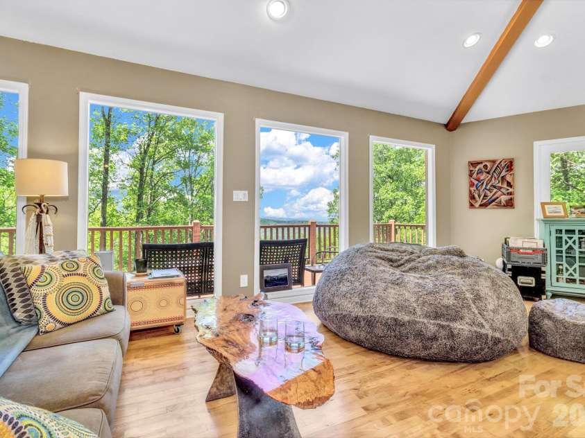 125 Winding Ridge Road, Fairview, NC 28730.  MLS# CAR4305059, YatesRealty ID 7405. 