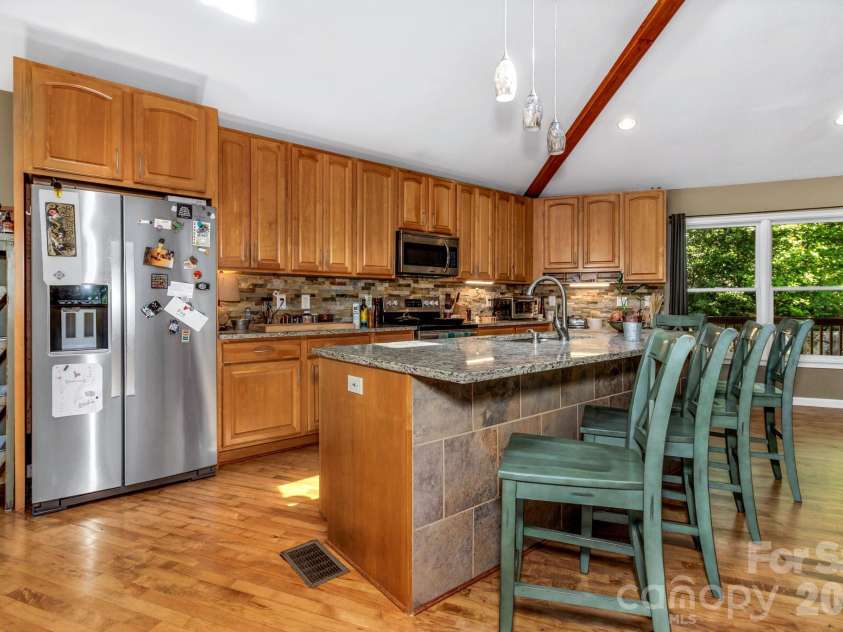 125 Winding Ridge Road, Fairview, NC 28730.  MLS# CAR4305059, YatesRealty ID 7405. 