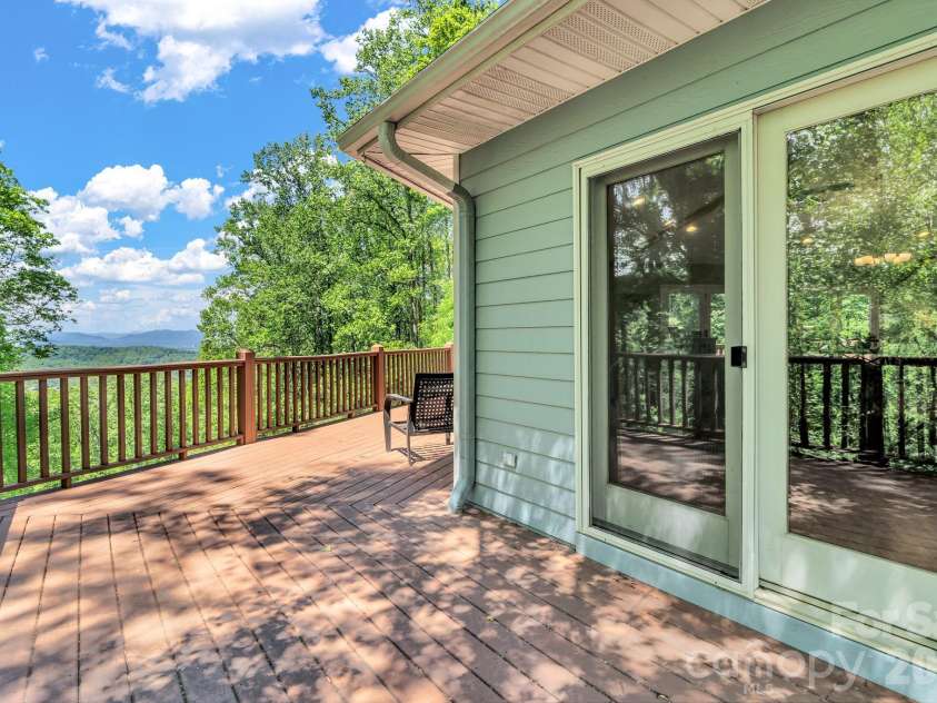 125 Winding Ridge Road, Fairview, NC 28730.  MLS# CAR4305059, YatesRealty ID 7405. 