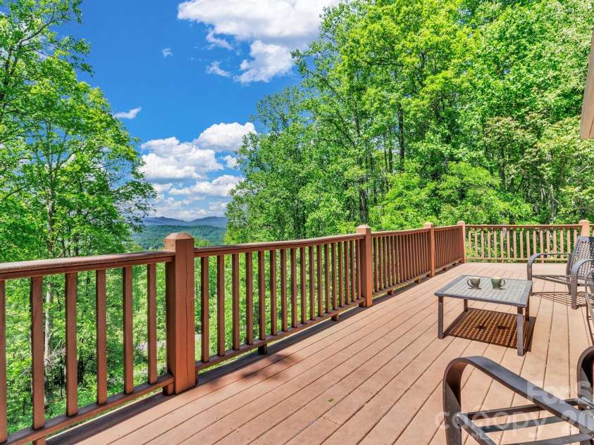 125 Winding Ridge Road, Fairview, NC 28730.  MLS# CAR4305059, YatesRealty ID 7405. 