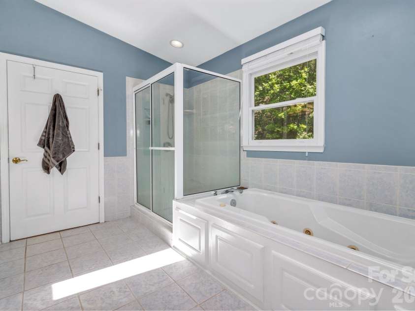 125 Winding Ridge Road, Fairview, NC 28730.  MLS# CAR4305059, YatesRealty ID 7405. 