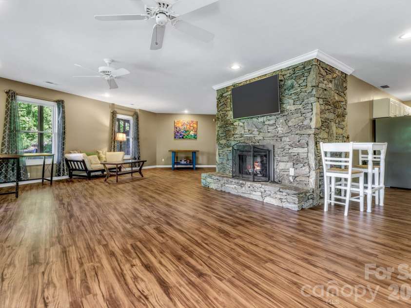 125 Winding Ridge Road, Fairview, NC 28730.  MLS# CAR4305059, YatesRealty ID 7405. 