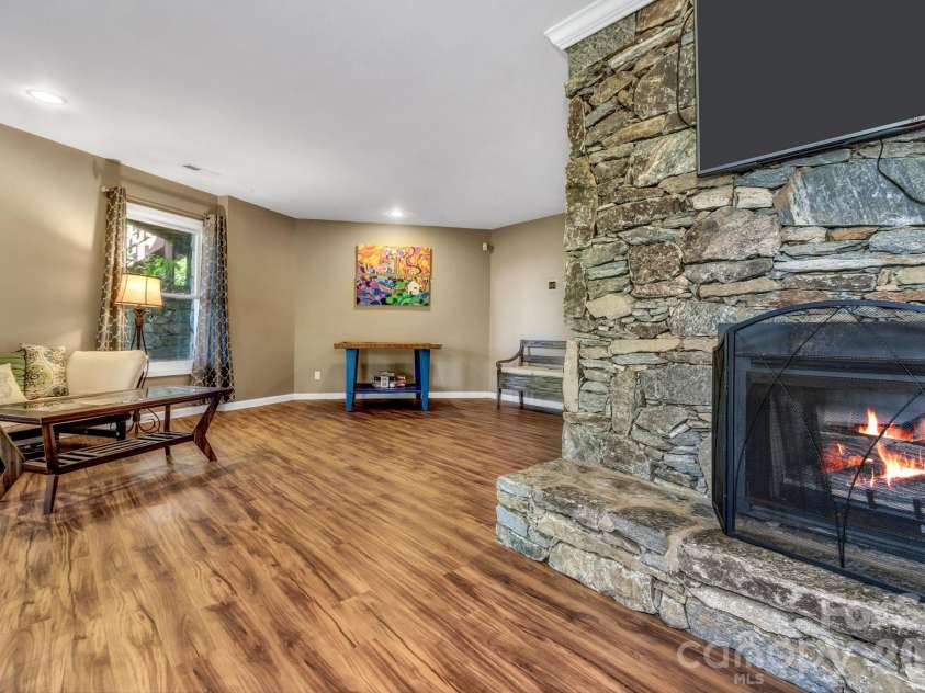 125 Winding Ridge Road, Fairview, NC 28730.  MLS# CAR4305059, YatesRealty ID 7405. 