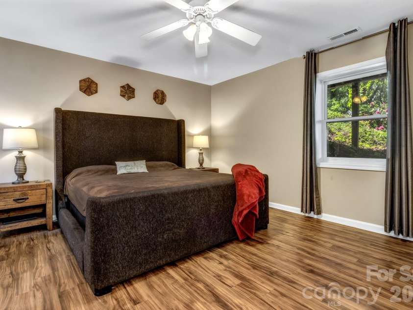 125 Winding Ridge Road, Fairview, NC 28730.  MLS# CAR4305059, YatesRealty ID 7405. 