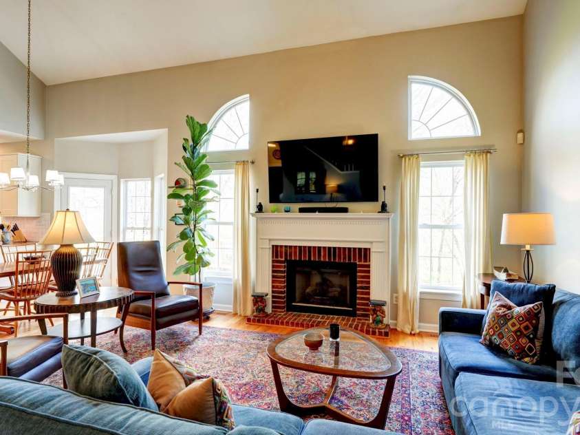 10207 Rougemont Lane, Charlotte, NC 28277.  MLS# CAR4360943, YatesRealty ID 7406. 