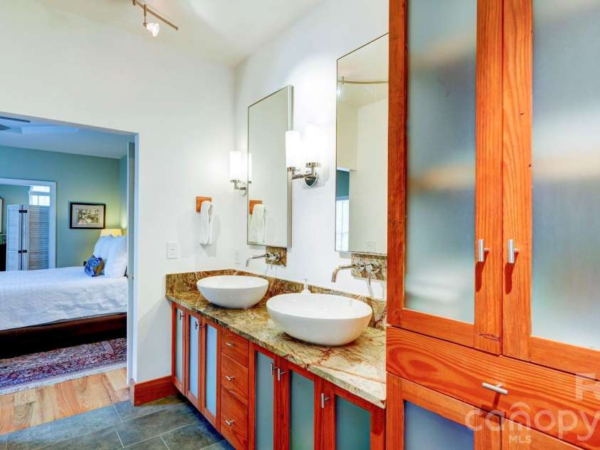 10207 Rougemont Lane, Charlotte, NC 28277.  MLS# CAR4360943, YatesRealty ID 7406. 