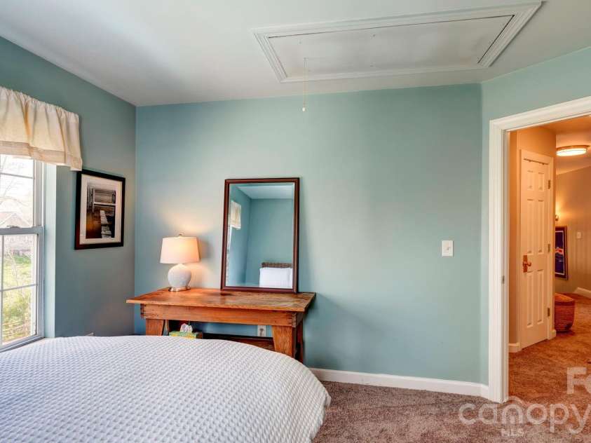 10207 Rougemont Lane, Charlotte, NC 28277.  MLS# CAR4360943, YatesRealty ID 7406. 