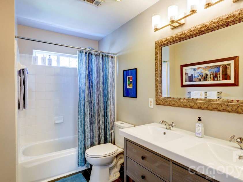 10207 Rougemont Lane, Charlotte, NC 28277.  MLS# CAR4360943, YatesRealty ID 7406. 