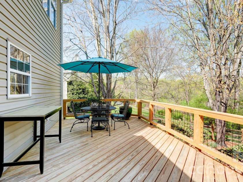 10207 Rougemont Lane, Charlotte, NC 28277.  MLS# CAR4360943, YatesRealty ID 7406. 