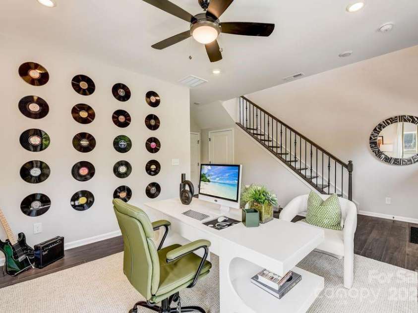 326 Catawba Avenue, Davidson, NC 28036.  MLS# CAR4250158, YatesRealty ID 7407. REPRESENTATIVE PHOTO