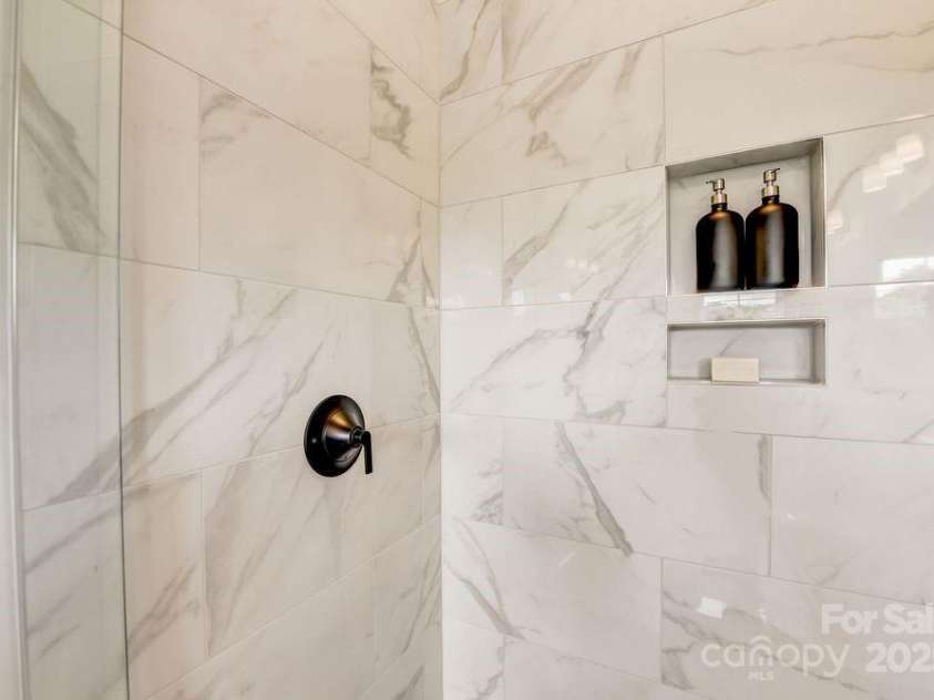 326 Catawba Avenue, Davidson, NC 28036.  MLS# CAR4250158, YatesRealty ID 7407. REPRESENTATIVE PHOTO