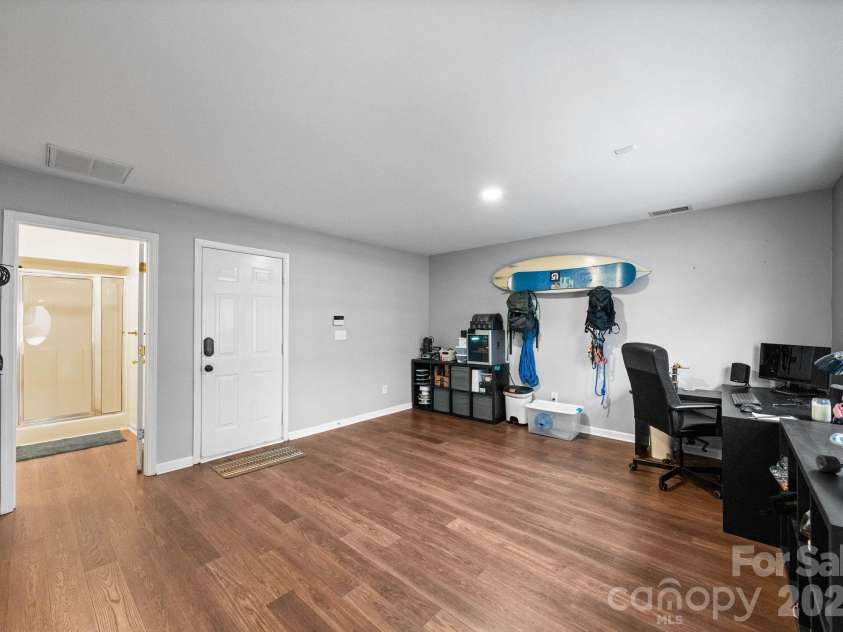9639 Bailey Road, Cornelius, NC 28301.  MLS# CAR4350293, YatesRealty ID 7407. 