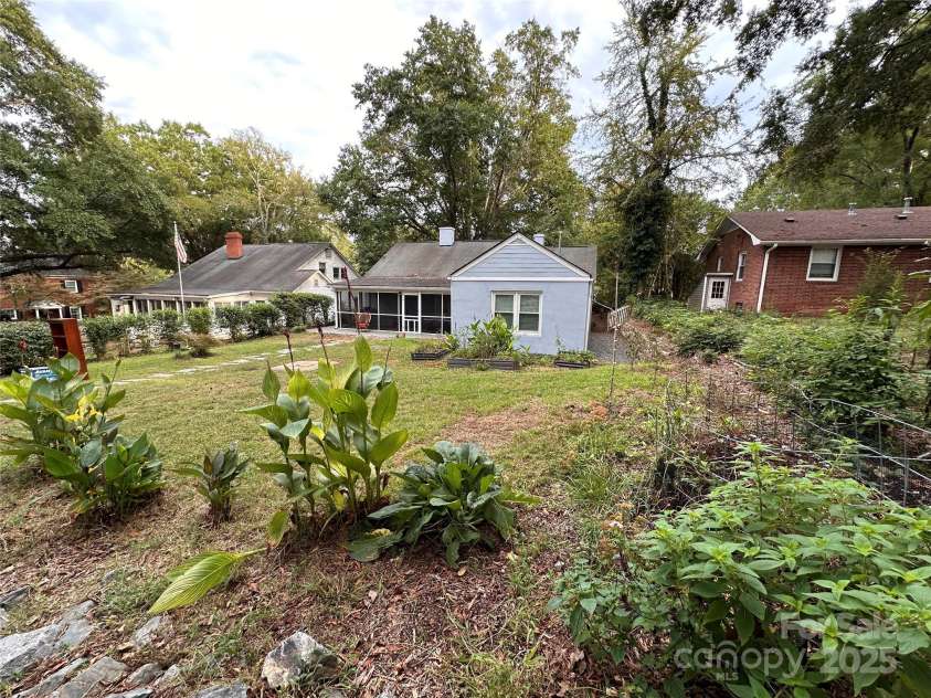 131 Glendale Avenue, Concord, NC 28025.  MLS# CAR4190131, YatesRealty ID 7408. Back Yard