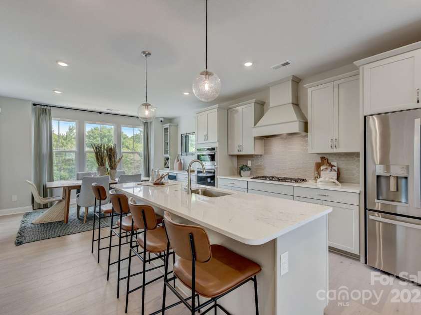 330 Catawba Avenue, Davidson, NC 28036.  MLS# CAR4250155, YatesRealty ID 7410. REPRESENTATIVE PHOTO