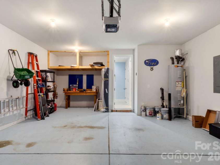 1813 Top Flight Drive, Indian Trail, NC 28079.  MLS# CAR4355513, YatesRealty ID 7411. 
