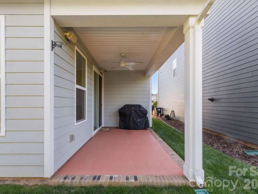 1813 Top Flight Drive, Indian Trail, NC 28079.  MLS# CAR4355513, YatesRealty ID 7411. 