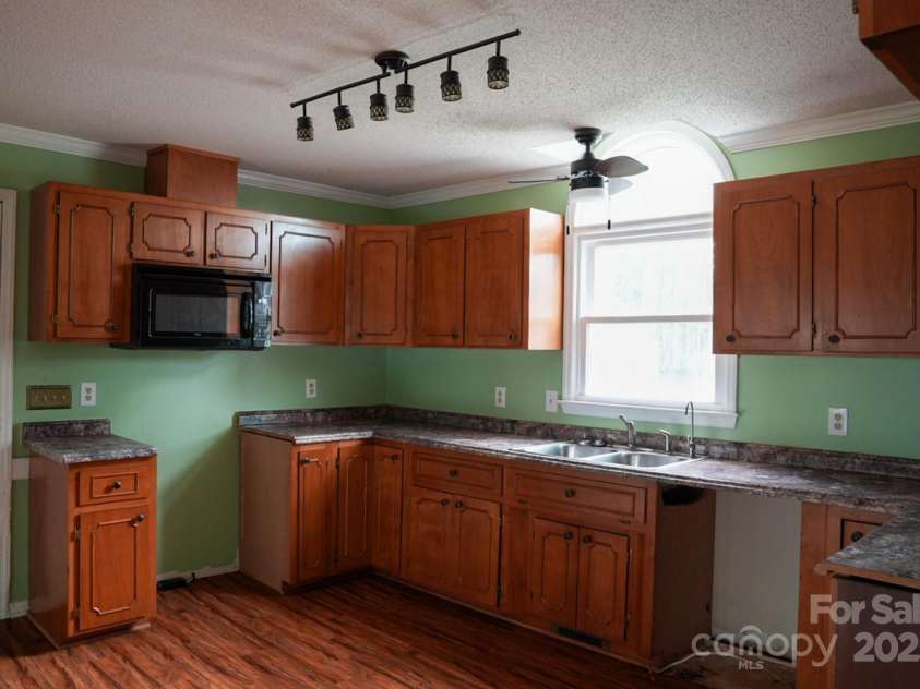 204 Foley Drive, Garner, NC 27529.  MLS# CAR4244950, YatesRealty ID 7415. 