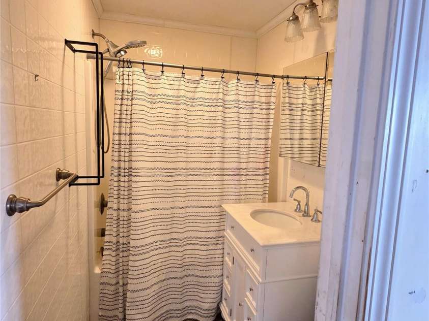 833 Dennis Street, Troy, NC 27371.  MLS# CAR4336876, YatesRealty ID 7415. 