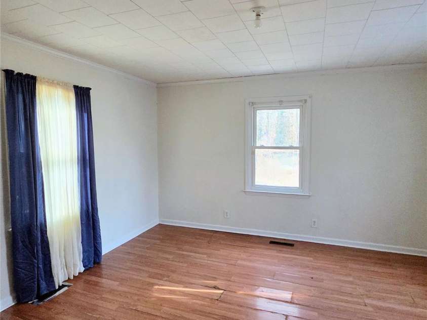 833 Dennis Street, Troy, NC 27371.  MLS# CAR4336876, YatesRealty ID 7415. 