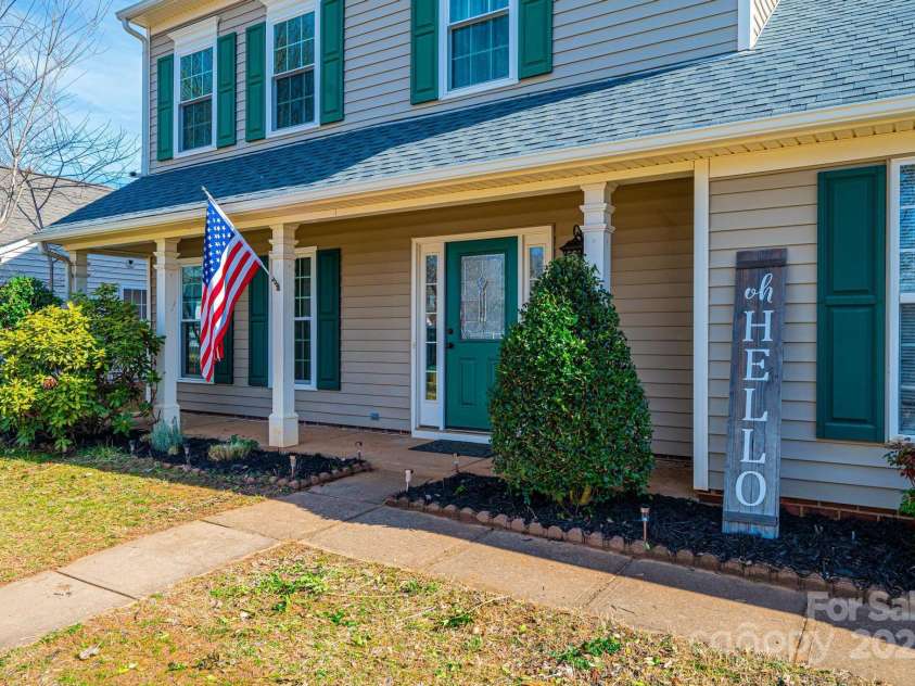 102 Brewster Court, Mooresville, NC 28115.  MLS# CAR4223330, YatesRealty ID 7417. 