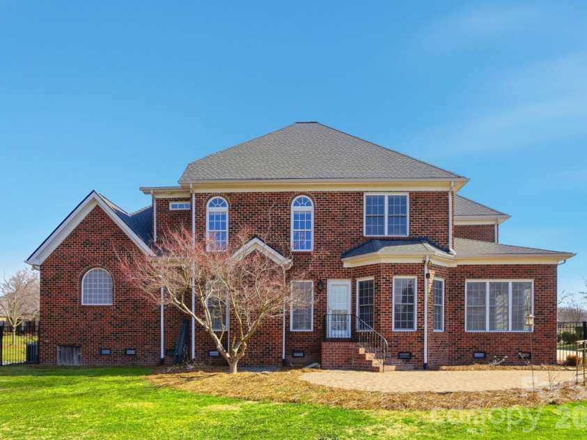 2709 Smith Field Drive, Monroe, NC 28110.  MLS# CAR4333485, YatesRealty ID 7417. Full Brick Home