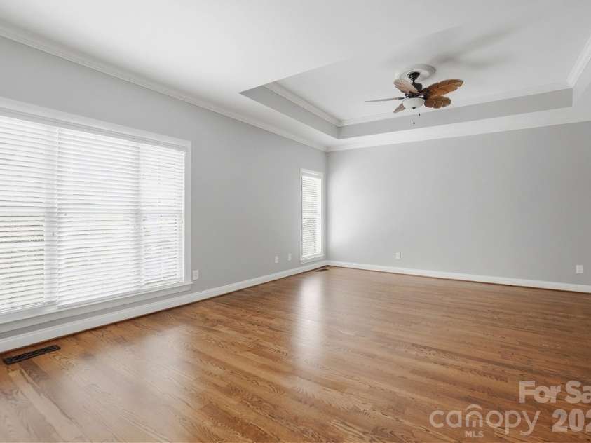 2709 Smith Field Drive, Monroe, NC 28110.  MLS# CAR4333485, YatesRealty ID 7417. Huge Main Floor Primary Suite