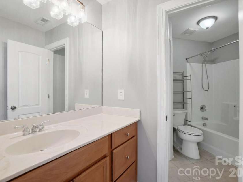 2709 Smith Field Drive, Monroe, NC 28110.  MLS# CAR4333485, YatesRealty ID 7417. Jack & Jill Bathroom