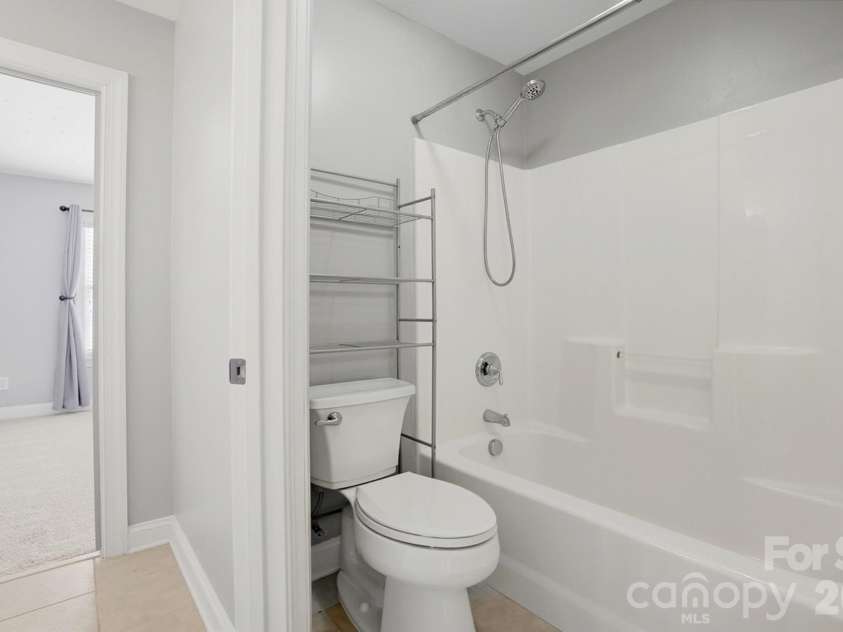 2709 Smith Field Drive, Monroe, NC 28110.  MLS# CAR4333485, YatesRealty ID 7417. Jack & Jill Bathroom