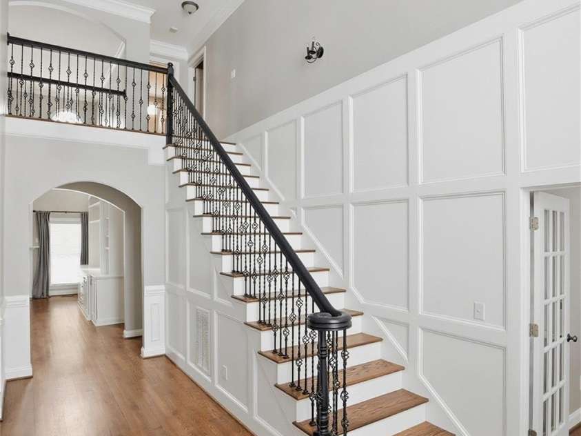 2709 Smith Field Drive, Monroe, NC 28110.  MLS# CAR4333485, YatesRealty ID 7417. Stunning Foyer