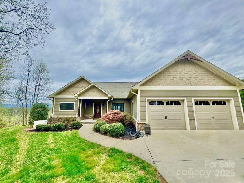 5538 Highland River Road, Lenoir, NC 28645.  MLS# CAR4235713, YatesRealty ID 7419. 