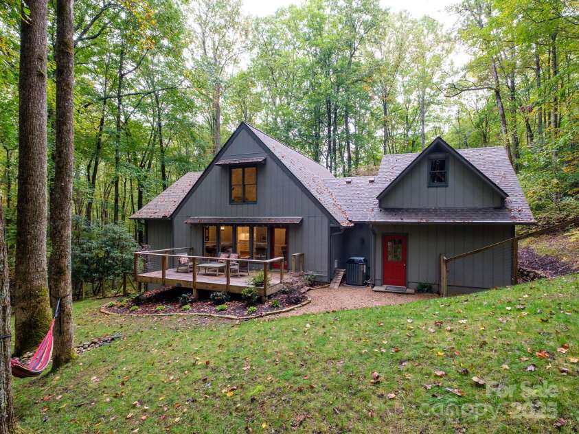 77 Selu Court, Brevard, NC 28712.  MLS# CAR4310038, YatesRealty ID 7419. 