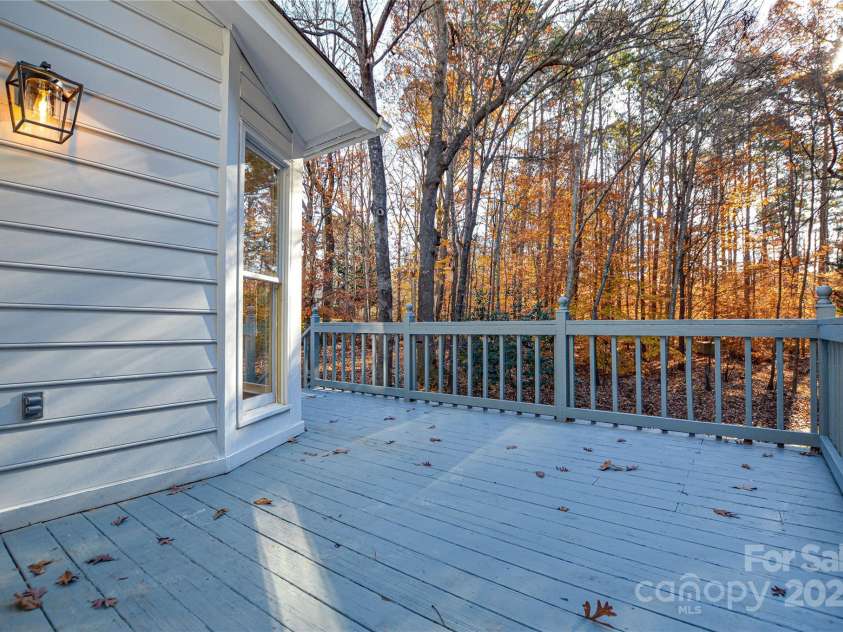 9709 Calpher Court, Matthews, NC 28105.  MLS# CAR4205838, YatesRealty ID 742. 