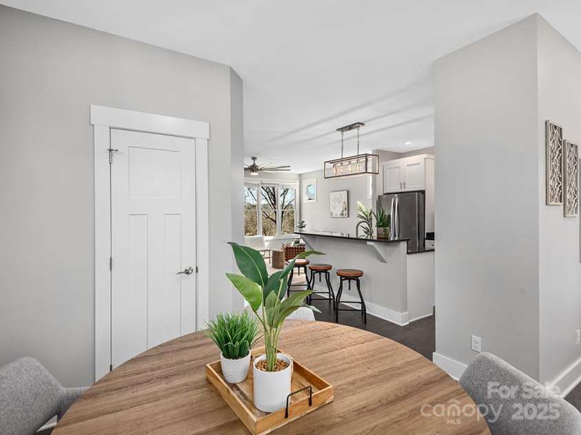 34 Walnut Lane, Asheville, NC 28804.  MLS# CAR4233293, YatesRealty ID 7421. Bright interiors with open floorplan and large windows throughout the home