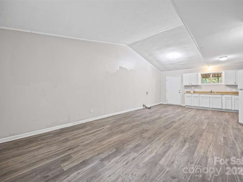 616 Simpson Street, Rock Hill, SC 29732.  MLS# CAR4315612, YatesRealty ID 7421. 
