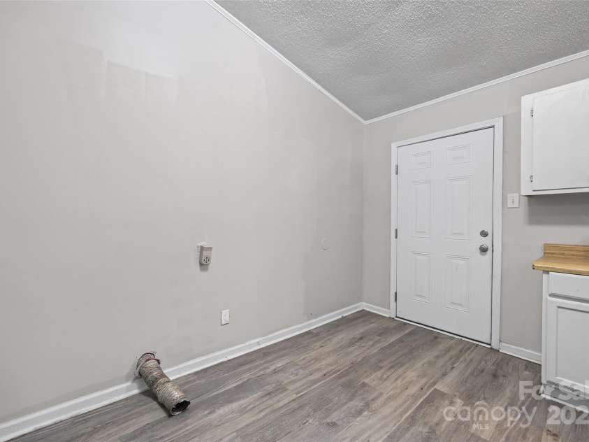 616 Simpson Street, Rock Hill, SC 29732.  MLS# CAR4315612, YatesRealty ID 7421. 