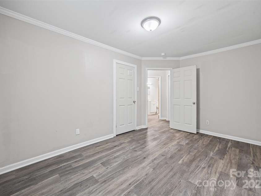 616 Simpson Street, Rock Hill, SC 29732.  MLS# CAR4315612, YatesRealty ID 7421. 