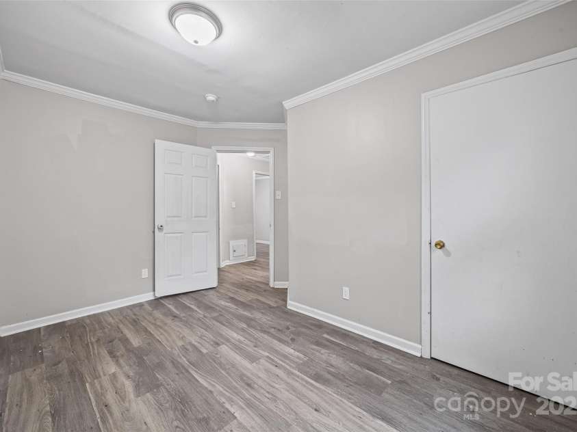 616 Simpson Street, Rock Hill, SC 29732.  MLS# CAR4315612, YatesRealty ID 7421. 