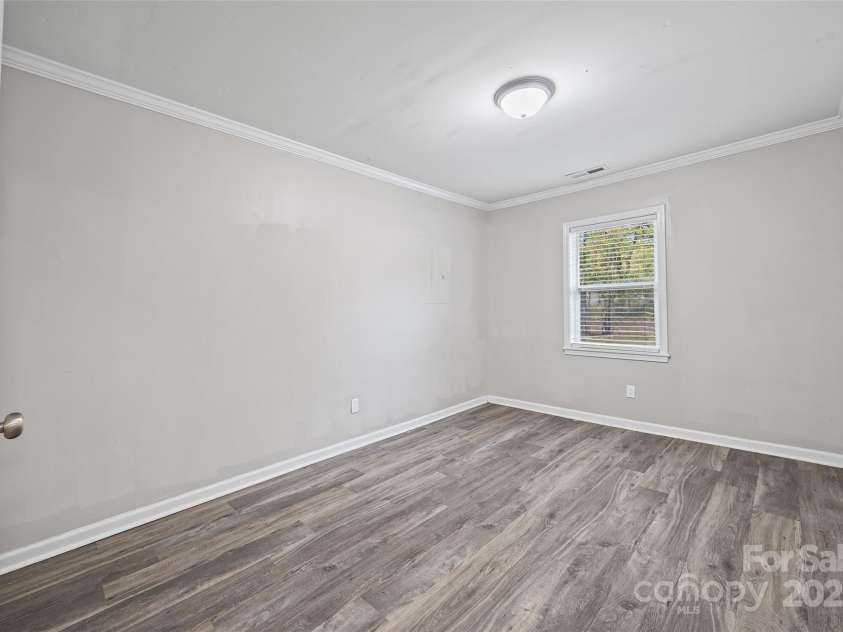 616 Simpson Street, Rock Hill, SC 29732.  MLS# CAR4315612, YatesRealty ID 7421. 