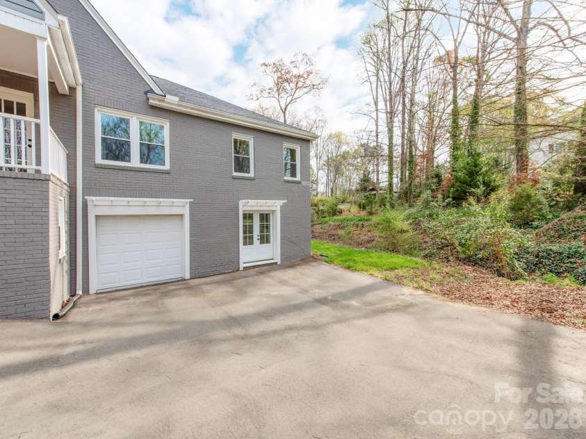 1106 South Street, Gastonia, NC 28052.  MLS# CAR4358490, YatesRealty ID 7422. 