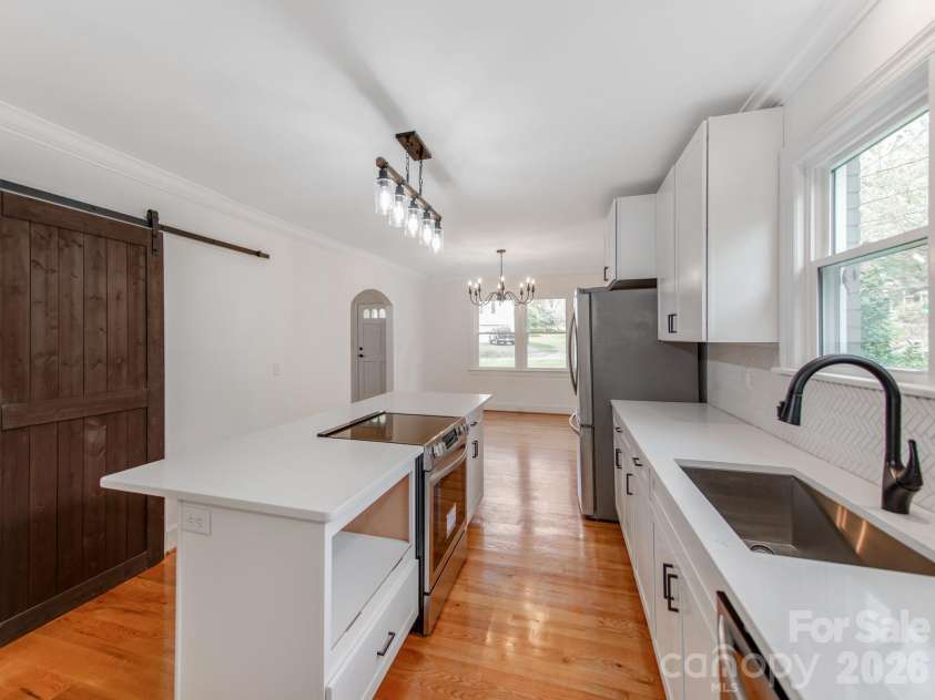 1106 South Street, Gastonia, NC 28052.  MLS# CAR4358490, YatesRealty ID 7422. 